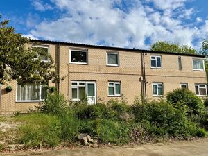 Photo 7- click for photo gallery